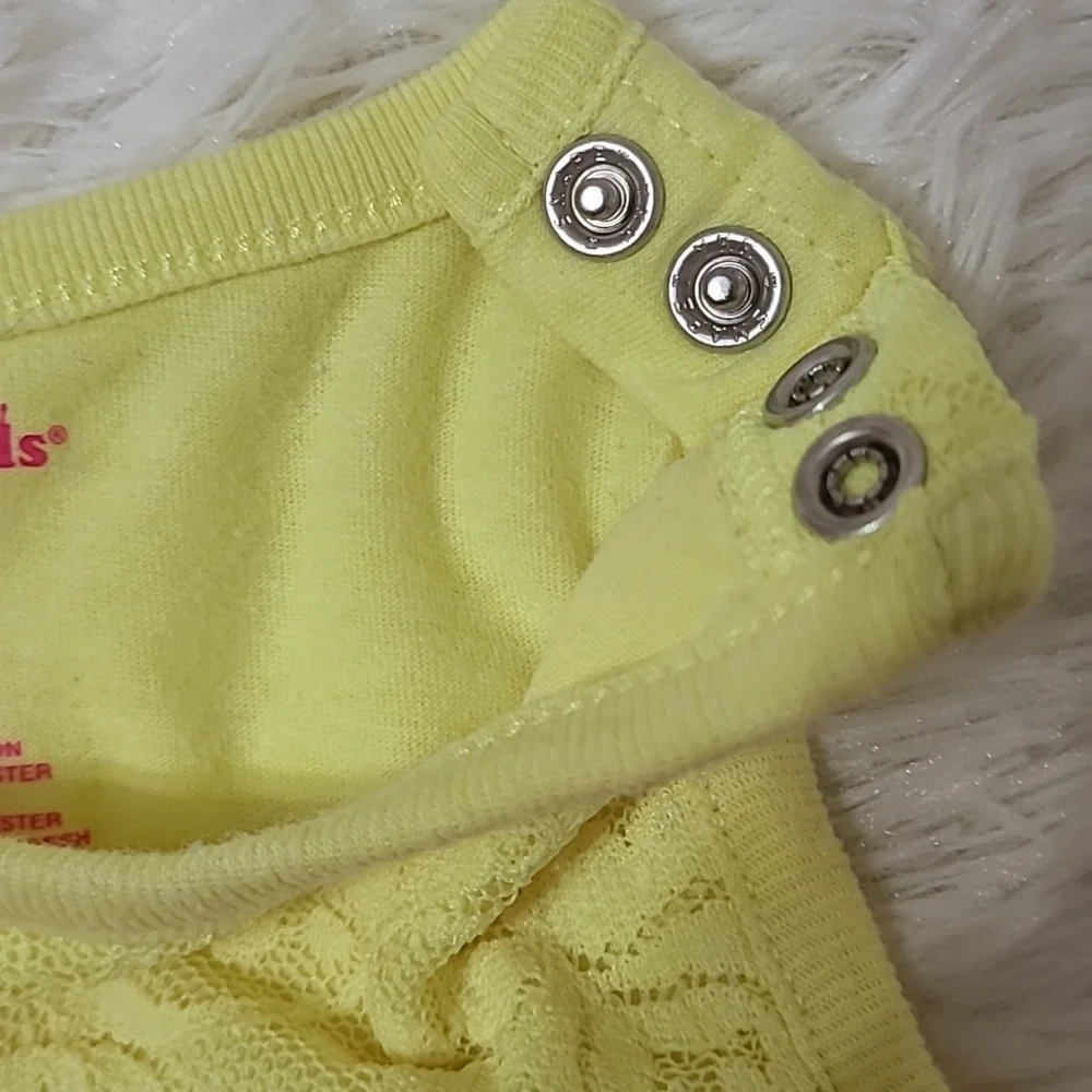 GARANIMALS Bright Yellow Sleeveless Baby Bottom Snap Bodysuit - Size: 6-9 Months